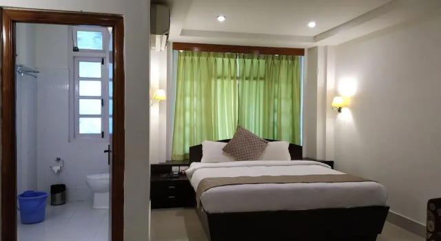 Люкс Hotel SC Grand