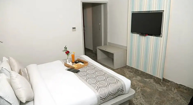 Двухместный номер Standard Hotel Swarn Towers