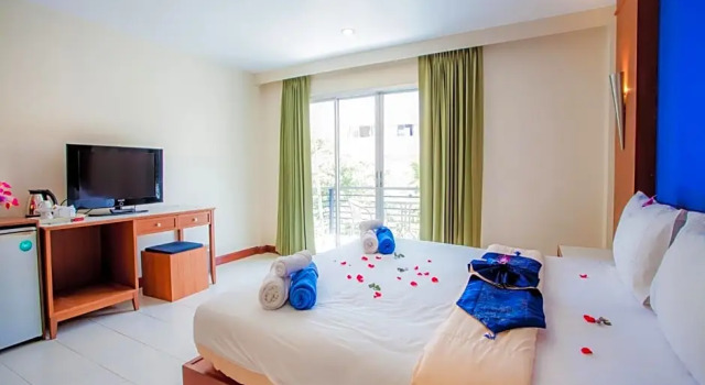 Двухместный номер Deluxe Kata Blue Sea Resort
