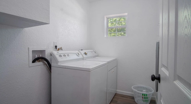Charming 4BR2BA Only 5 mins Downtown Riverwalk, Забронировать Дом для отпуска Сан-Антонио Bexar County, рядом с Pittman-Sullivan Park