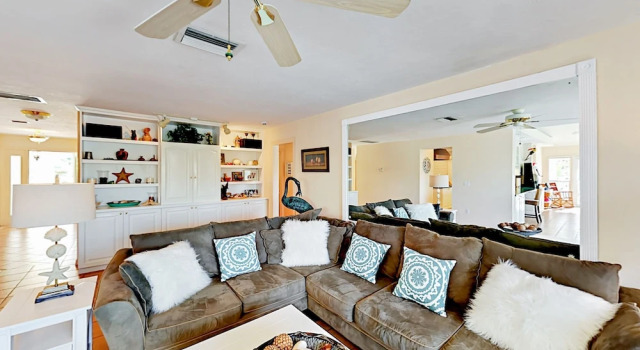4527 Bimini Home 3 Bedrooms 2 Bathrooms Home, Boek Vakantiehuis Cortez Florida