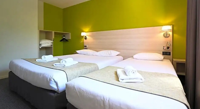 Номер Comfort The Originals City, Hôtel Les Bruyères, Dax Nord