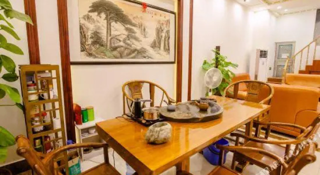 Dongmen Apartment (Guangzhou Pazhou University of Finance and Economics)
