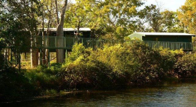 Номер Standard с видом на залив Parry Creek Farm Tourist Resort & Caravan Park