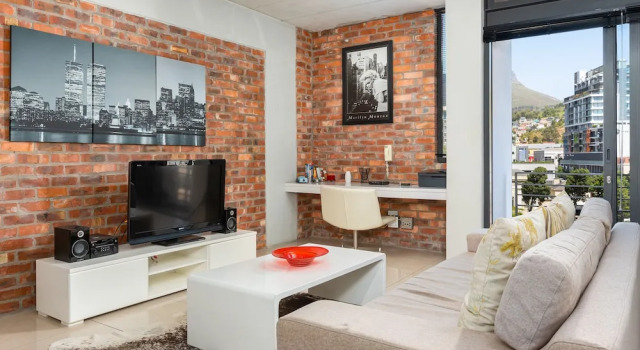 Апартаменты Grand с балконом Metropolis Apartments