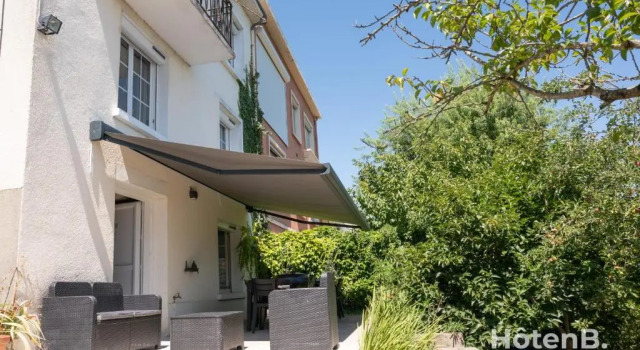 Апартаменты Large House Close To City Center Limoges