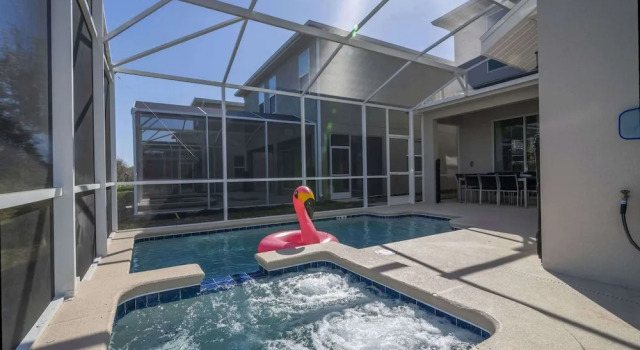 Вилла Themed 5Bd Family Villa w Pool & Spa Near Disney