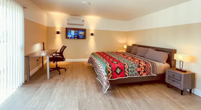 Люкс Comfort White Orchid Apartments
