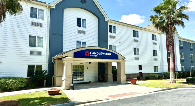 Candlewood Suites Savannah Airport, Book Hotel Hoteller i Pooler med pool, Swimmingpool
