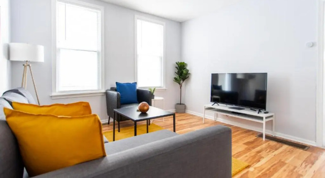 Апартаменты Stylish and Cute 2BR Apartment Near Wrigley!