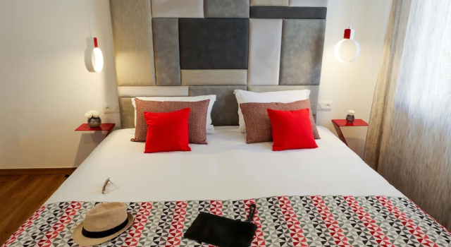 Трёхместный номер Standard c 1 комнатой Hôtel Méditerranée