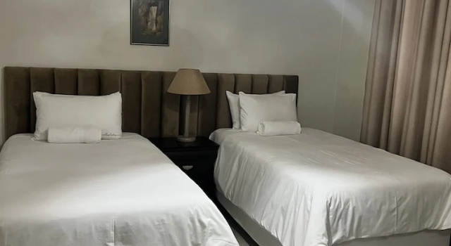 Standard Twin room The Residence