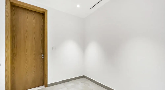 WelHome - Deluxe Apartment With Direct Access to the Beach, Забронировать Апартаменты/квартира Апартаменты Эмирата Дубая, рядом с Международный яхт-клуб Дубая, Апартаменты/квартира