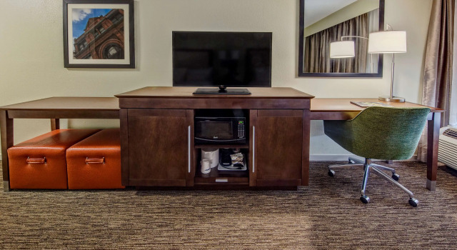 Hampton Inn Savannah-I-95-North, Забронировать Отель Порт-Уэнтворт Джорджия