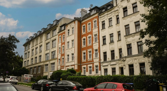 Moderne Ferienwohnung in direkter Nähe zur Uni, Netflix Gratis, WLAN, Waschmaschine, Geschirrspüler, Zentrum,, Забронировать Отель Хемниц Саксония