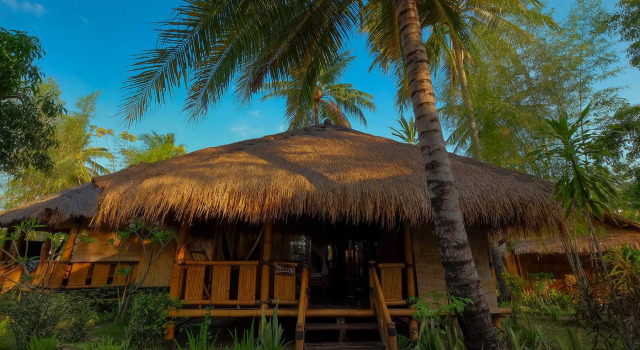 Бунгало Rinjani Beach Eco Resort