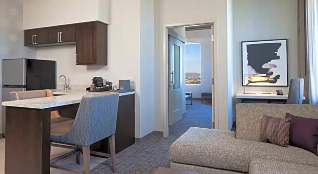 Двухместный люкс Superior c 1 комнатой H Hotel Los Angeles, Curio Collection By Hilton