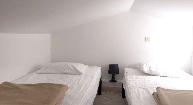 House With 2 Bedrooms in Rivedoux-plage, With Pool Access, Enclosed Ga, Rezerwuj Hotel Hotele w Charente-Maritime z parkingiem, Parking