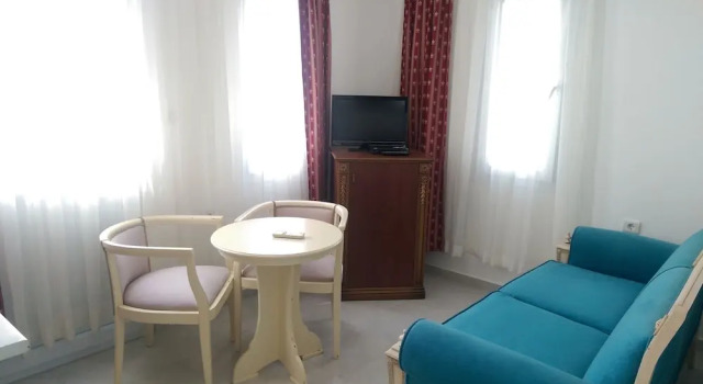 Zuzu's Kitchen & Apartments, Rezerwuj Apartament Hotele w Muğla z parkingiem, Parking
