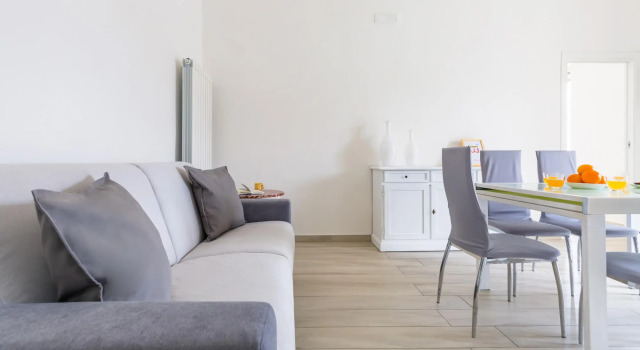 Chiara Modern Apartment by Wonderful Italy