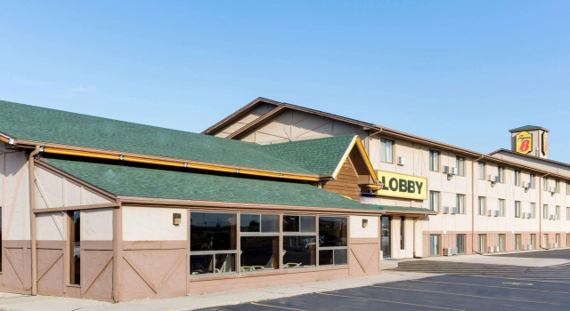 Super 8 by Wyndham Mitchell, Buchen Sie Gasthaus Mitchell South Dakota
