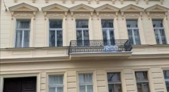 Gallys Apartments