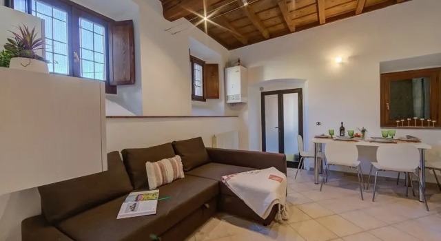 Alla Corte Di Angera