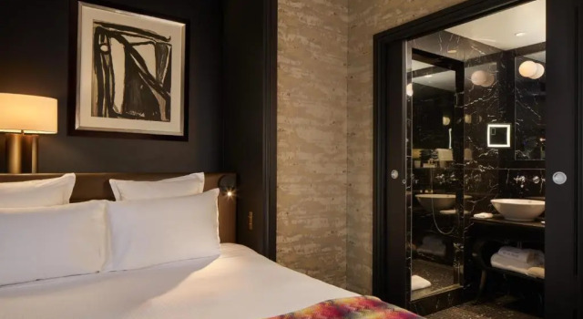 Двухместный номер Superior Le Pavillon de la Reine & Spa, Place des Vosges