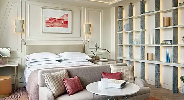 Номер Executive One Aldwych