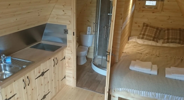 Pods @ Broadway, Book Hotel Laugharne Carmarthenshire