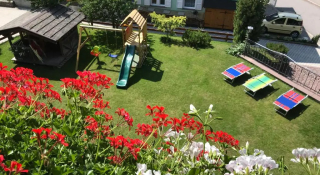 Апартаменты с 2 комнатами Apartments Vaiolet
