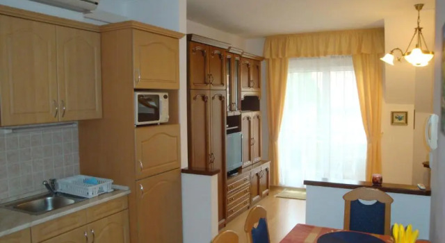 Апартаменты HOLIV Apartman