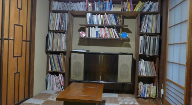Small World Guest House - Hostel
