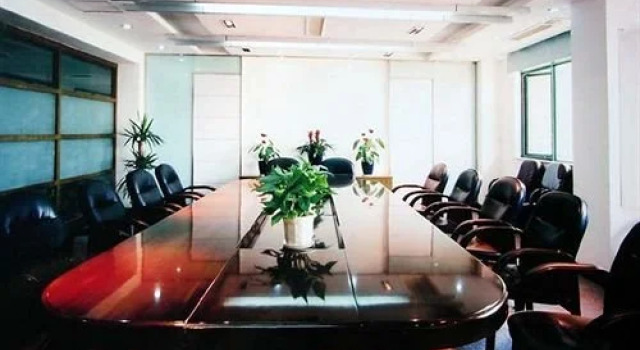 Days Inn Yiwu, Забронировать Отель Отели Иу 3 звезды, рядом с Shiji Shopping Centre, 3*