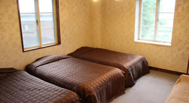 Трёхместный номер Standard Hotel Camelot