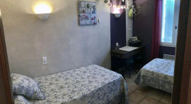 Gites le Pimayon, Rezerwuj Hotel Hotele w Cadarache z parkingiem, Parking