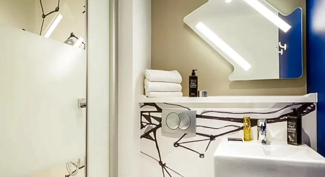 Трёхместный номер Standard Ibis Budget Montpellier Aéroport Parc Des Expos