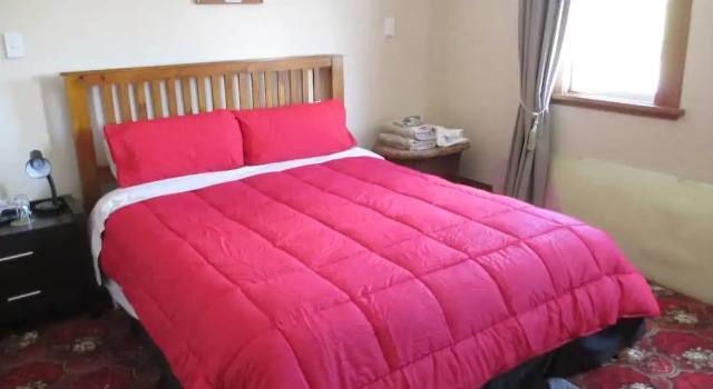 Surf City Lodge, Buchen Sie Hotel Patutahi Gisborne