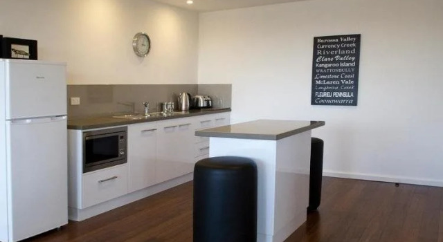 Narooma Waters Retreat, Book Hotel Murray Bridge South Australia