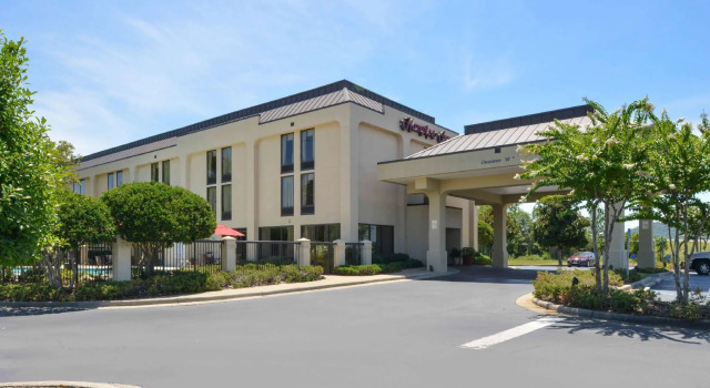 Четырёхместный номер Standard Hampton Inn Gadsden