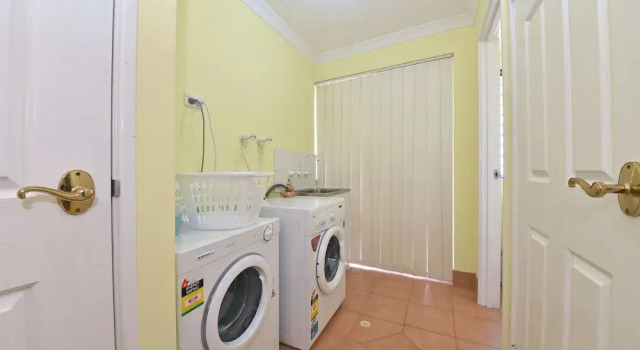 Entire House Close To Perth Airport And City 2290, Book Hotel Perth CBD Perth