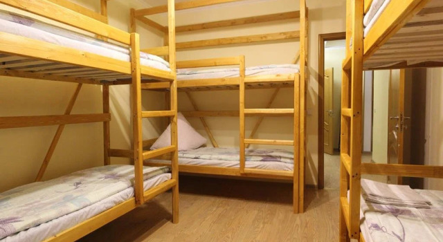 Hostel Metro, Rezerwuj Hostel Hostele w UVAO Area, Hostel