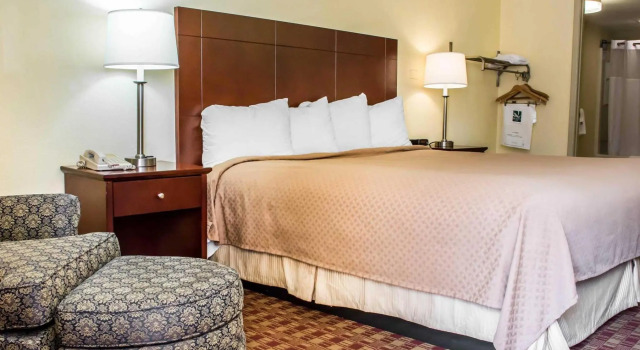 Номер Standard Quality Inn Madison - Huntsville