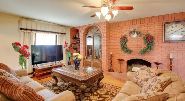 Коттедж Hot Springs Home With Pool - 1/2 Mile to Oaklawn!