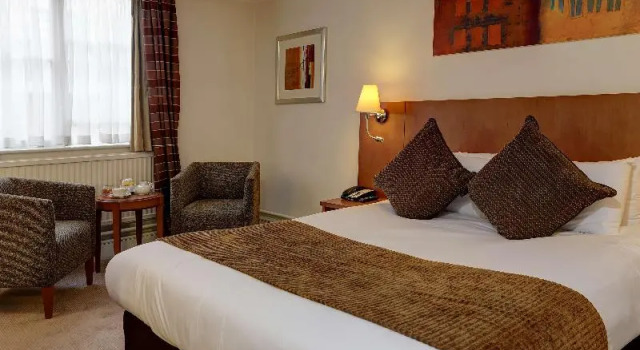 Номер Standard Best Western Plus Moat House Reading