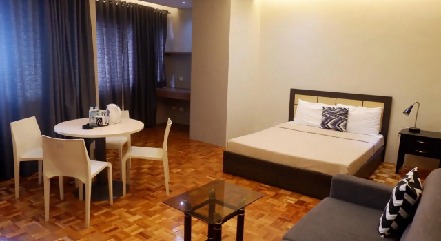 Люкс Пентхаус NTT Hotel Makati