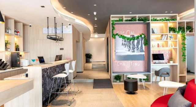 Ibis Xiamen Dongdu Cruise Center Hotel, Book Hotel Huli 