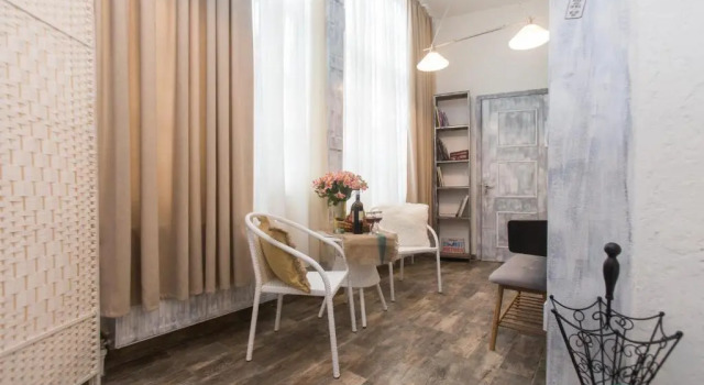 Апартаменты Deluxe Quiet Authentic Courtyard House Old Tbilisi