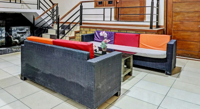 OYO Life 92127 Skyland Pasteur