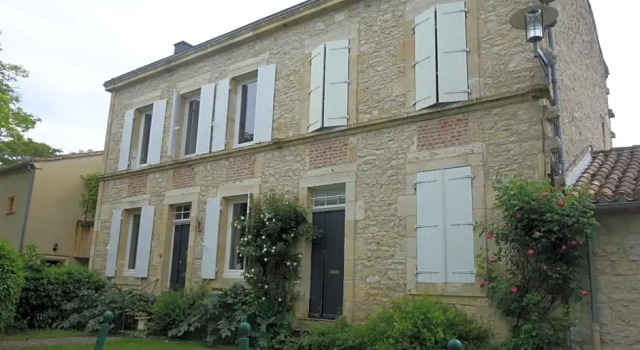 La Maison sur la Colline, Rezervasyon Otel Mauroux oteller ve konaklama yerleri, Otel